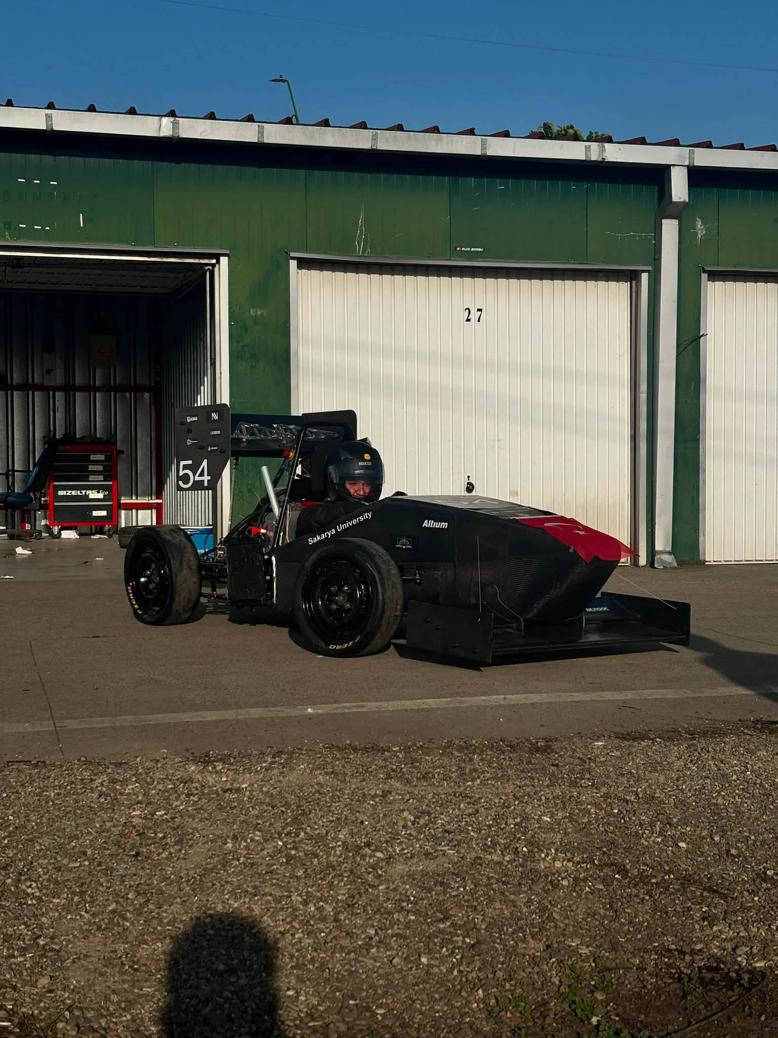 SAUFormula ADA-02, 54 numaralı Formula Student yarış aracı önden görünüm